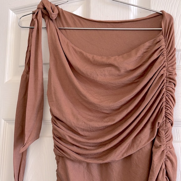 MAJORELLE Montreal Dress in Milk Chocolate - Picture 8 of 9